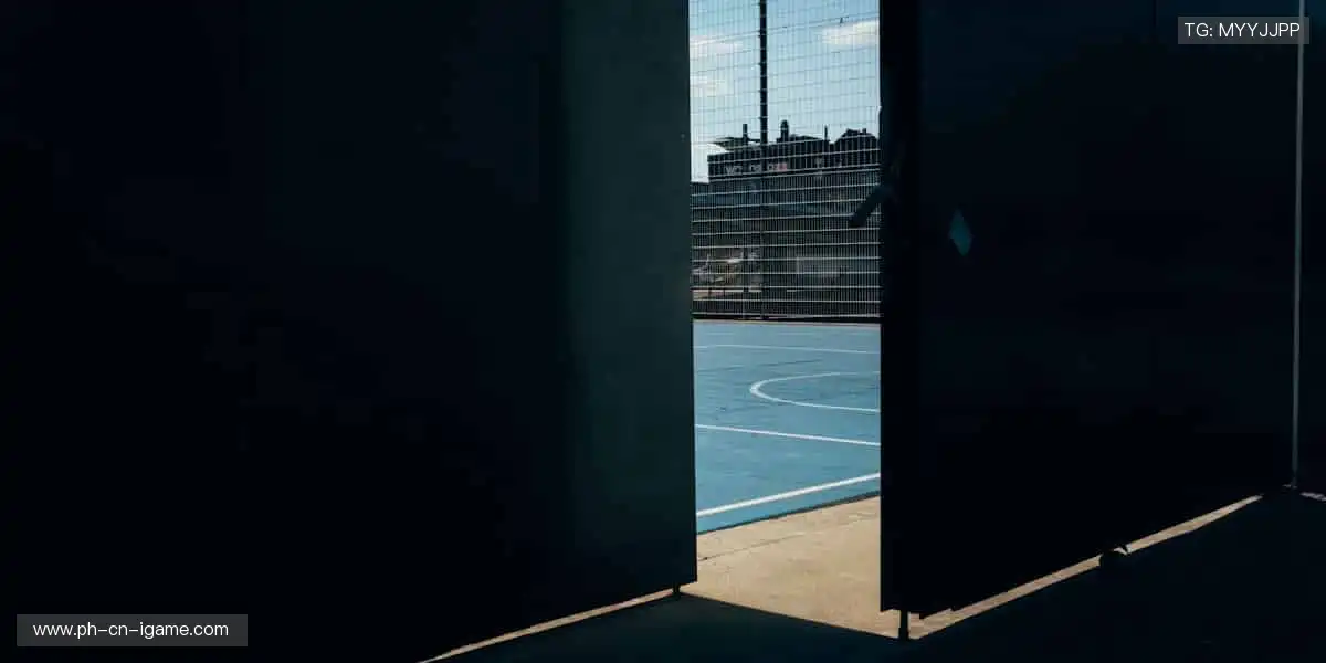 周边潮品，让热爱触手可及！🎯💥